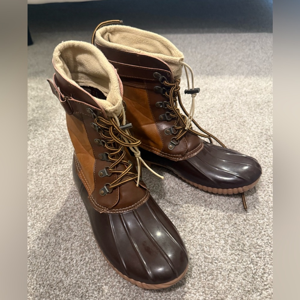 Cape Robbin Duck Boots